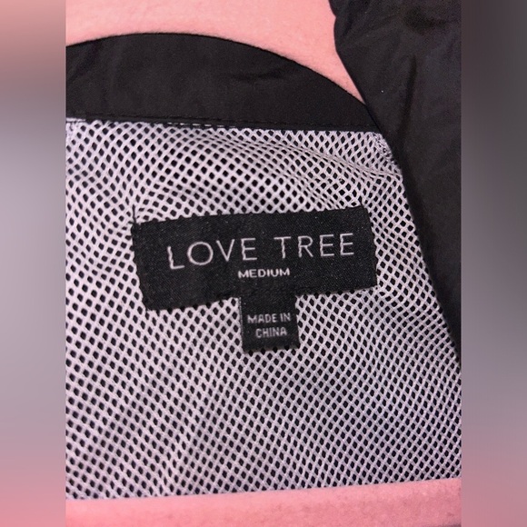 Fashion nova Cardio Jacket. Never worn. Size M. - Picture 2 of 3